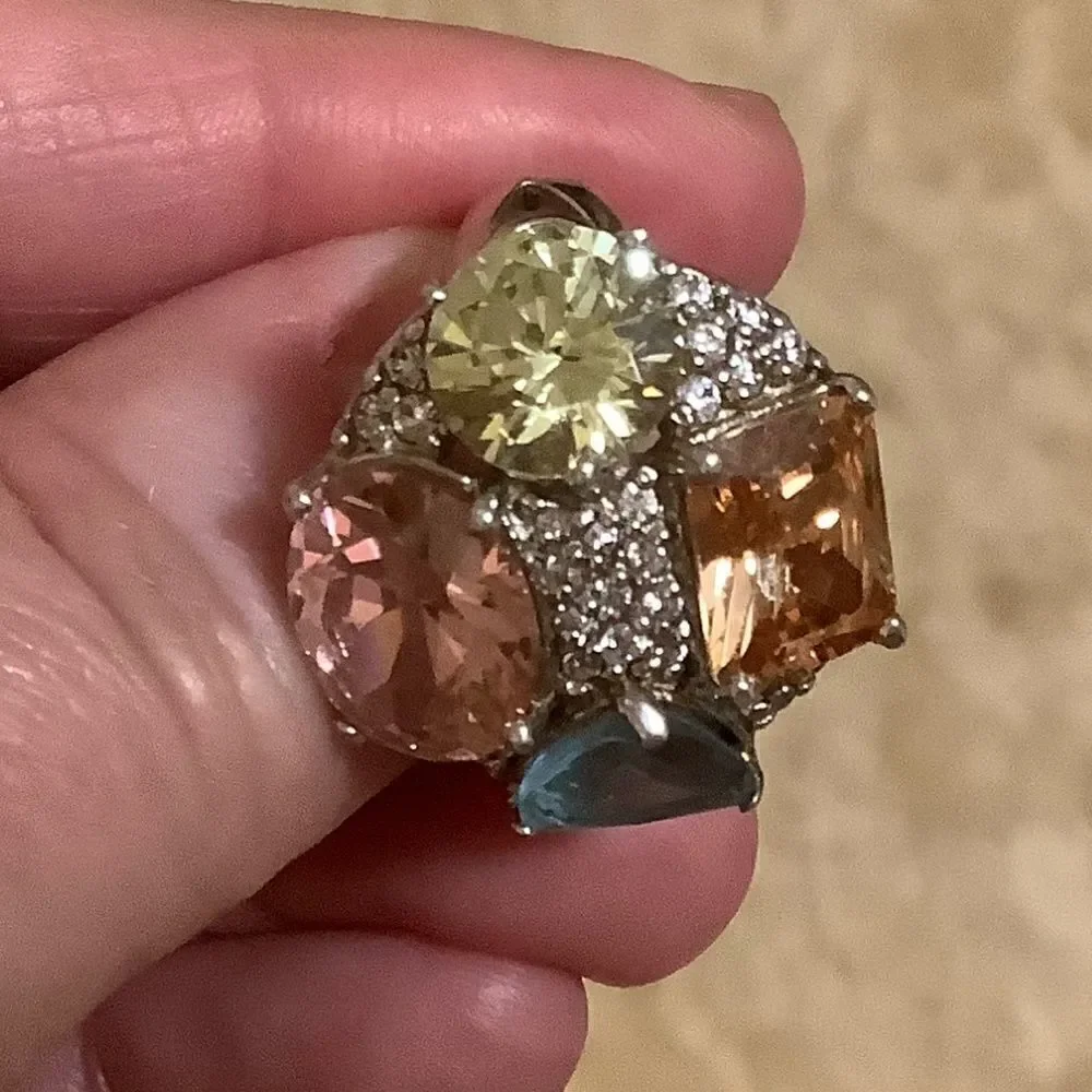 𝅺sterling SILVER MULTICOLOUR CRYSTALS WOMAN RING SIZE US 6.5​
